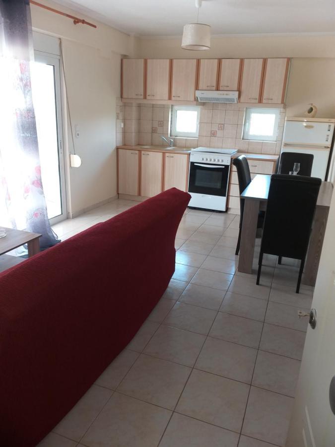 Ostria Seaside Apartments Патри Екстер'єр фото