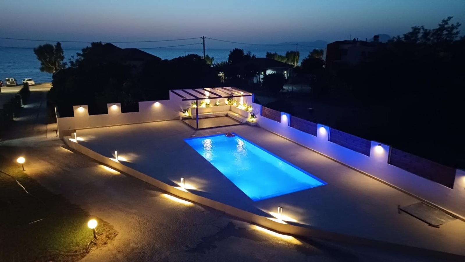 Ostria Seaside Apartments Патри Екстер'єр фото